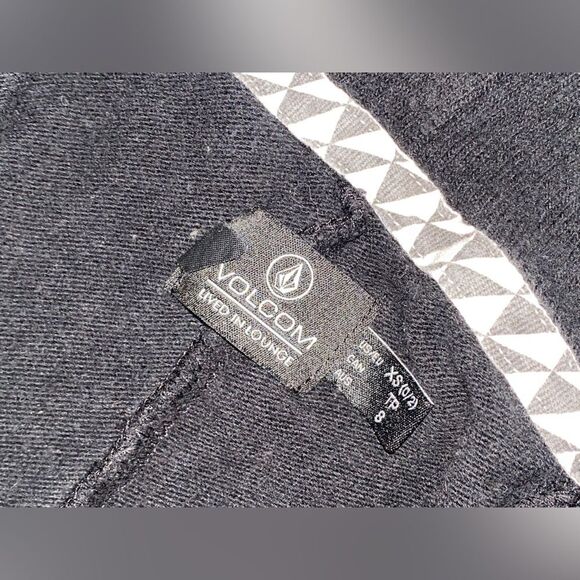 Volcom Black Lived In Lounge Full Zip Hoodie Onepiece Jumpsuit Womens
XS - Picture 4 of 10